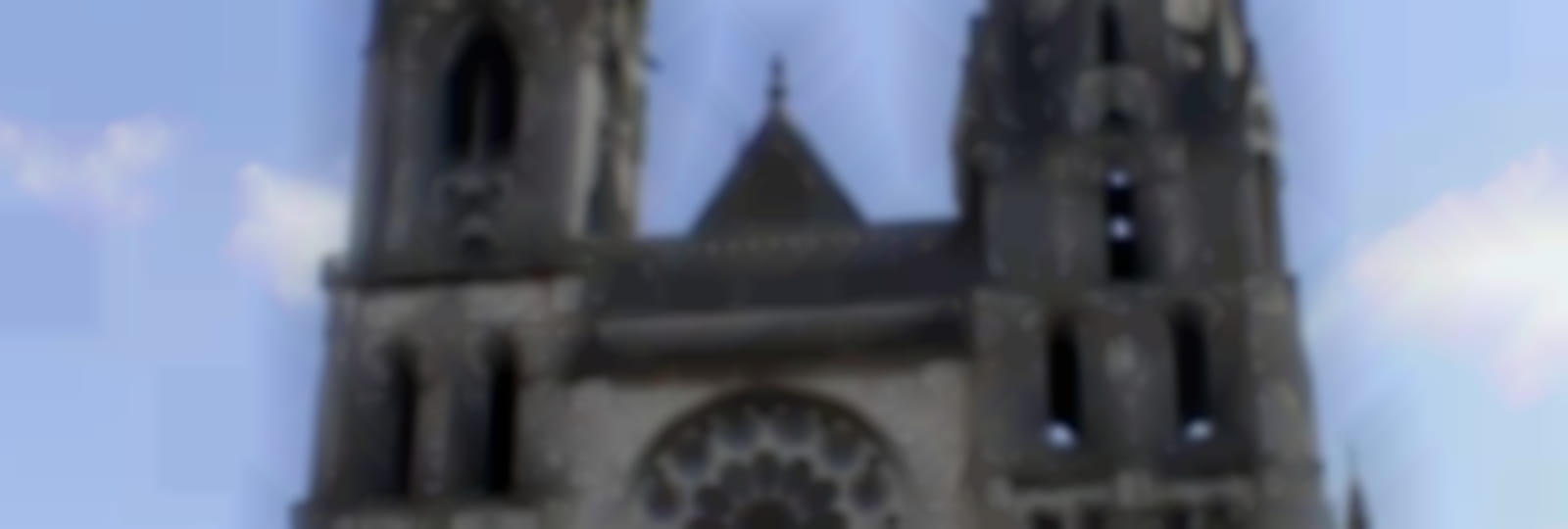 Façade de la Cathédrale - © Office de Tourisme de Chartres